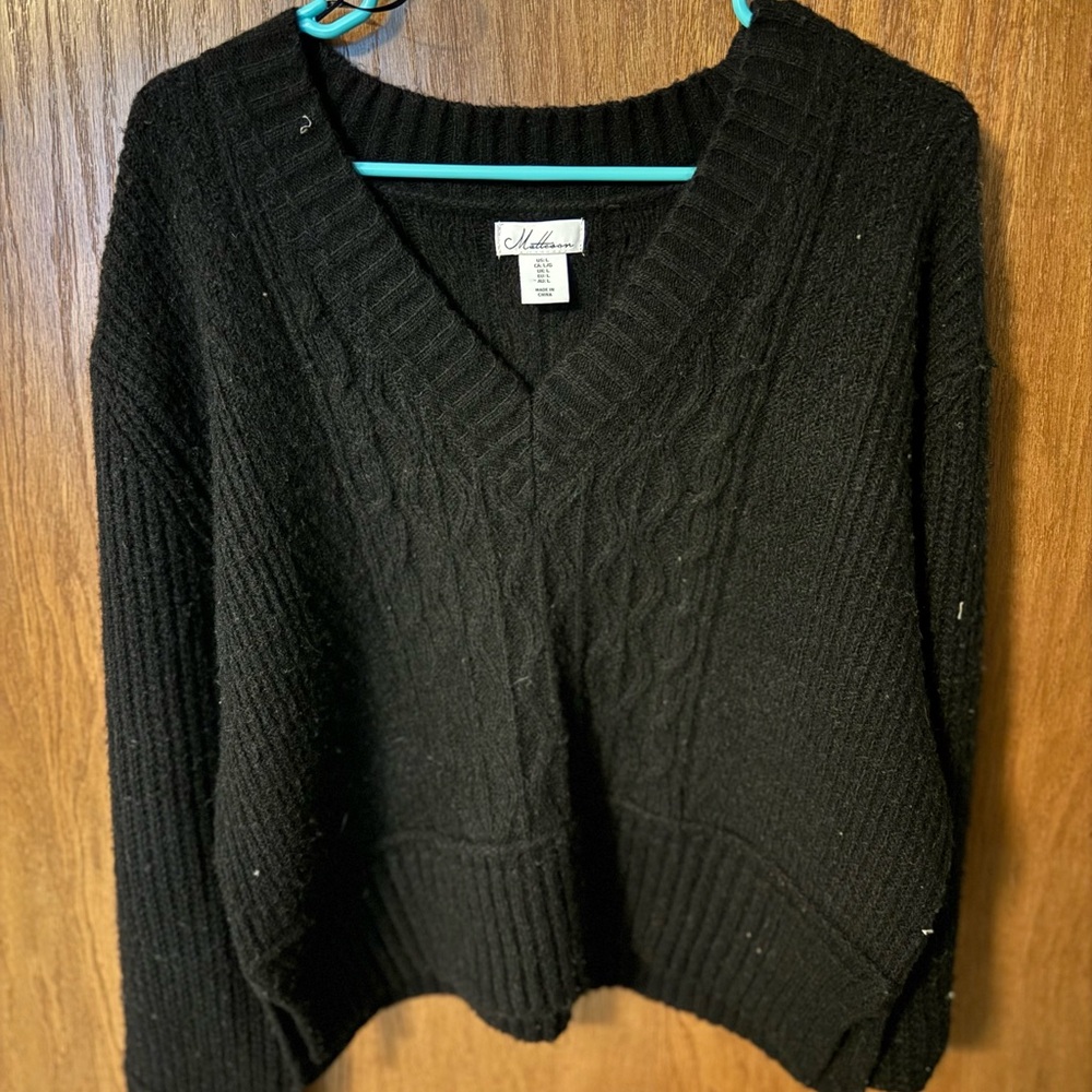NWT Madison Black V-Neck Cable-Knit Sweater